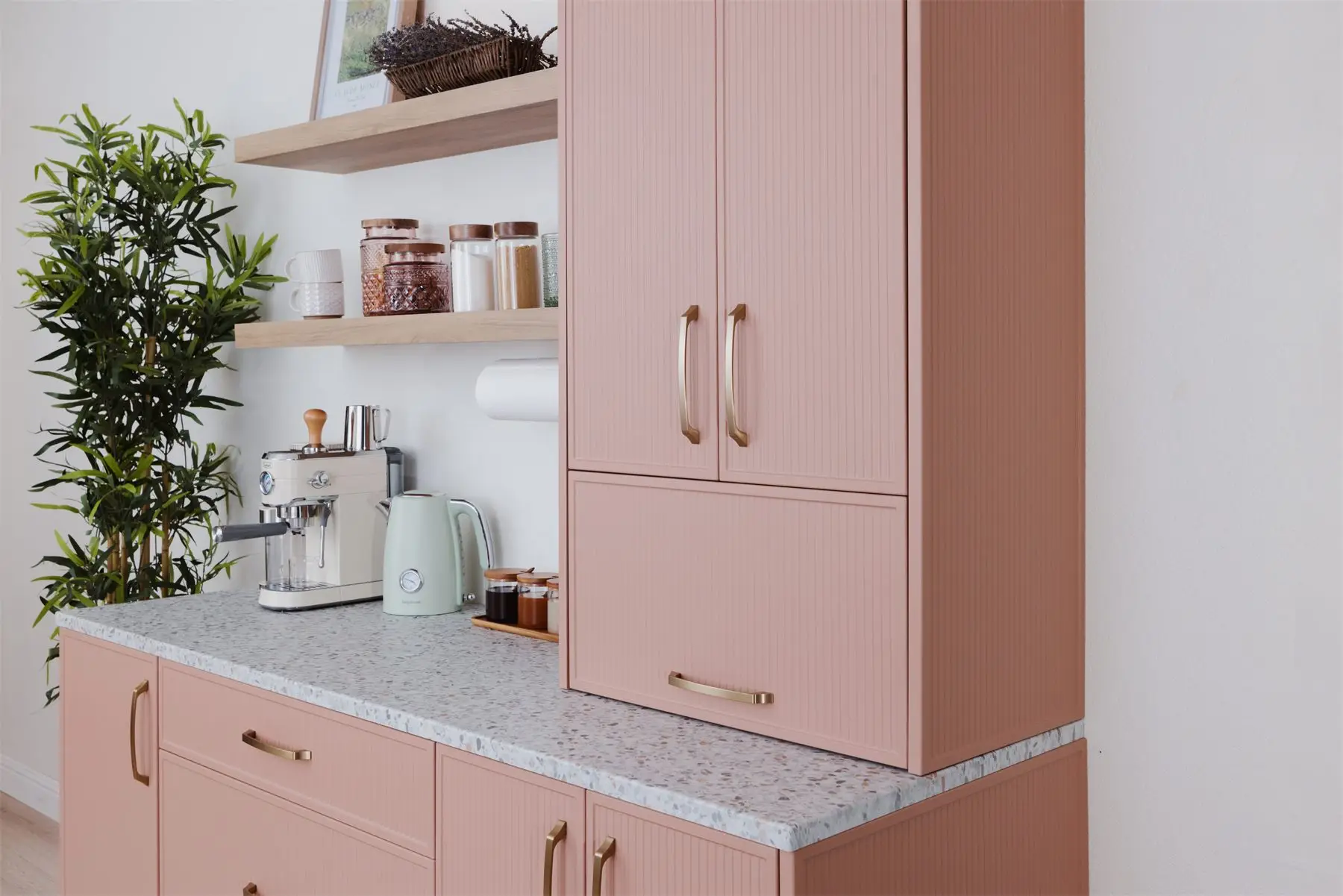 Coffee bar with reeded cabinet doors by Famille Closets